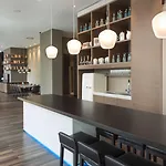 One Leipzig-augustusplatz Szálloda 3*