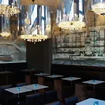 One Leipzig-augustusplatz Hotel 3*