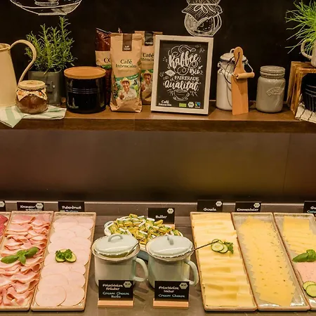 מלון One Leipzig-augustusplatz לייפציג